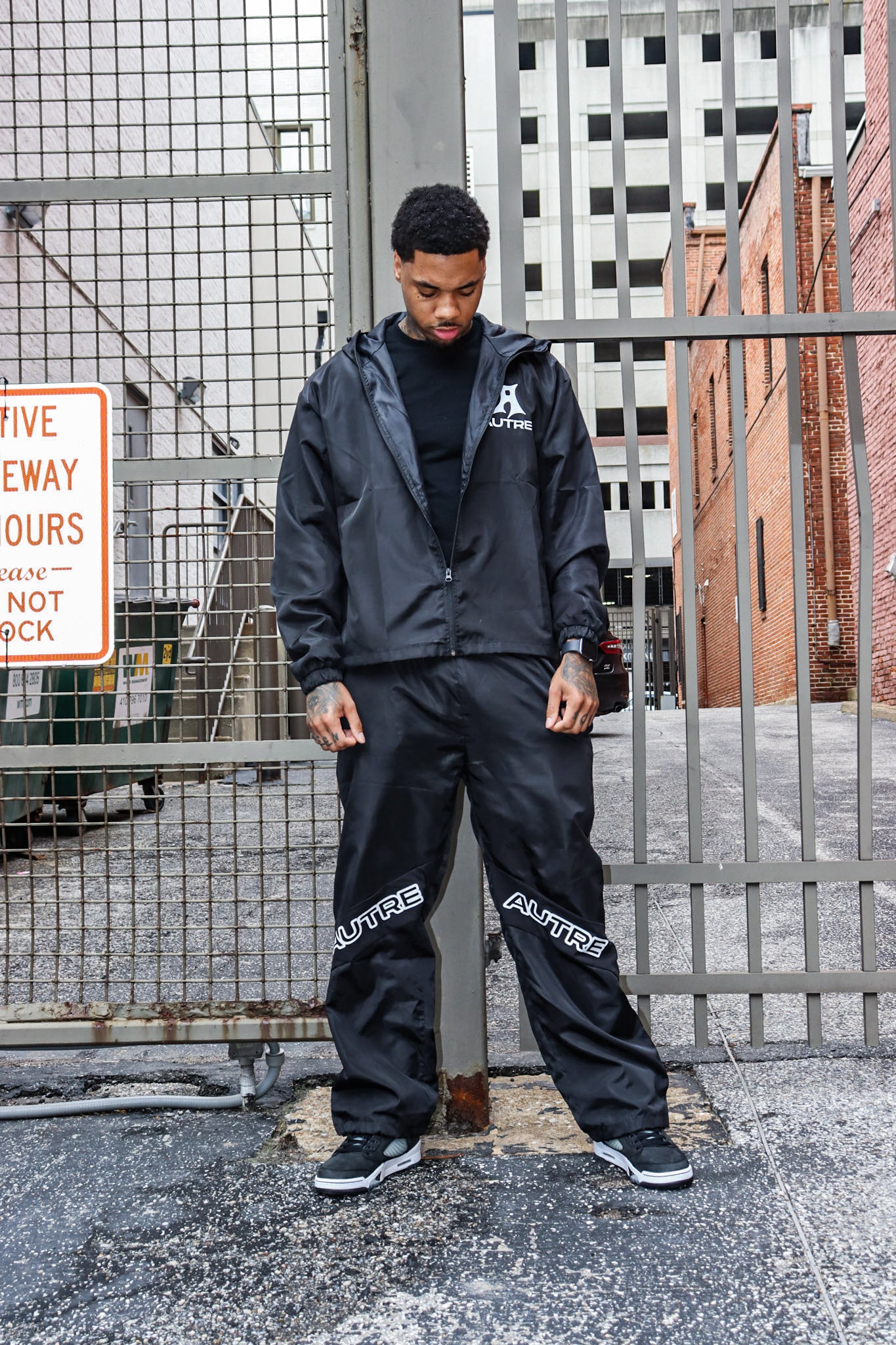 AC1 Windbreaker JACKET - Black