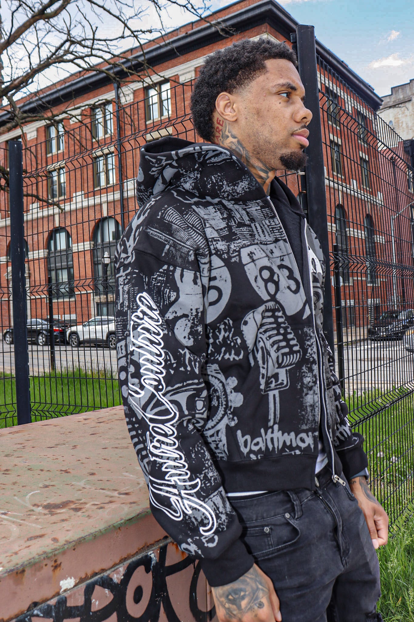 The Culture JACKET - Black
