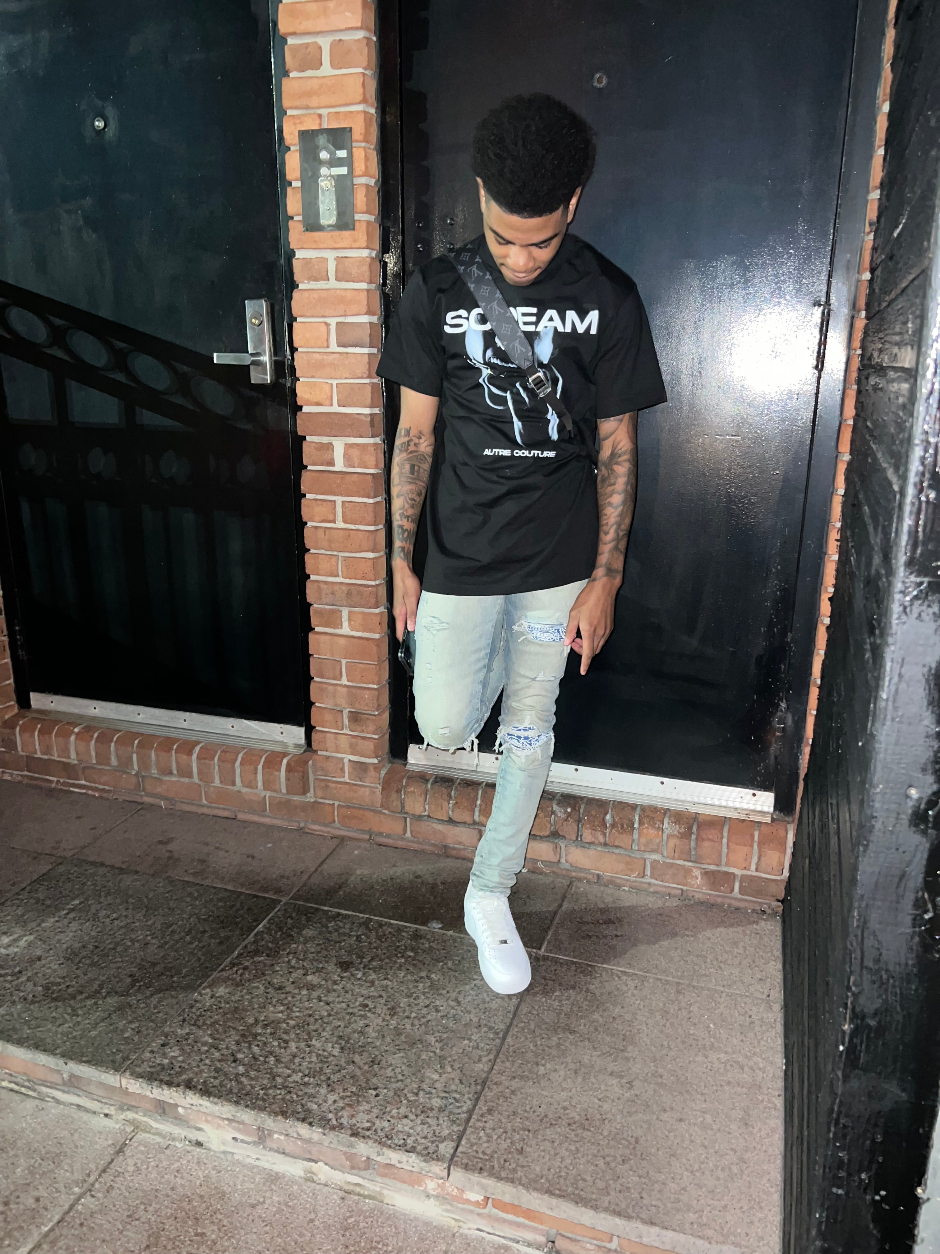 Just Scream Tee - BLACK